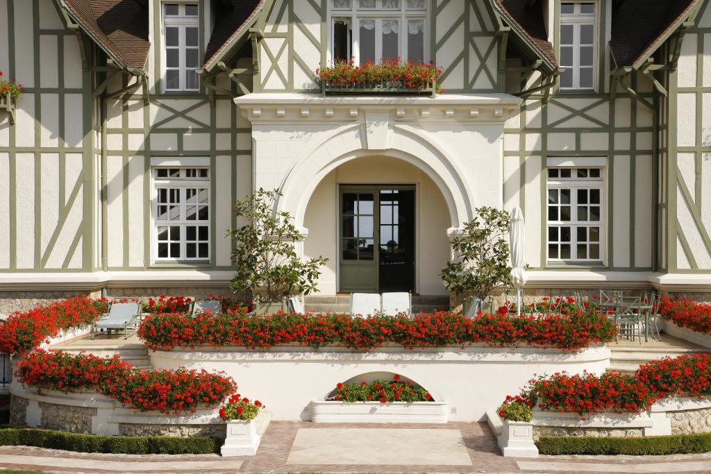 Manoir De Benerville Acomodação com café da manhã Deauville Exterior foto