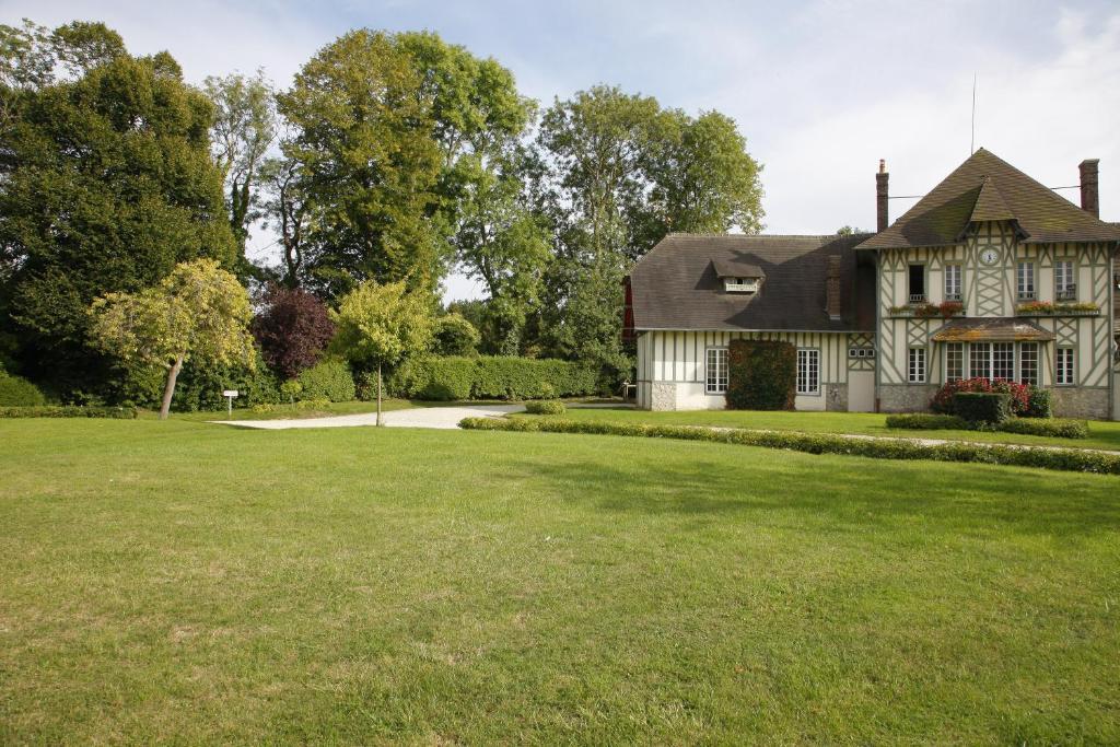 Manoir De Benerville Acomodação com café da manhã Deauville Exterior foto