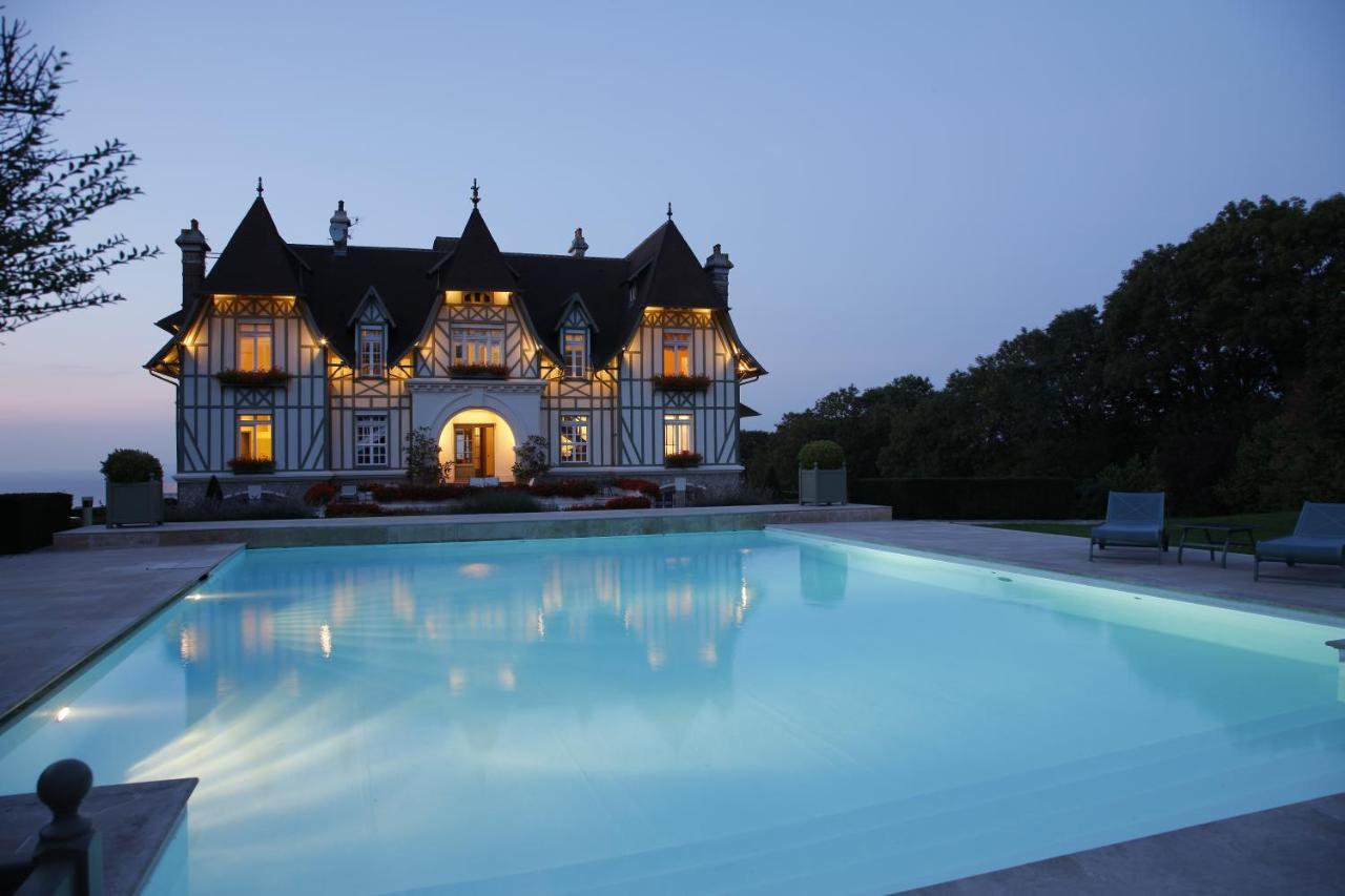 Manoir De Benerville Acomodação com café da manhã Deauville Exterior foto